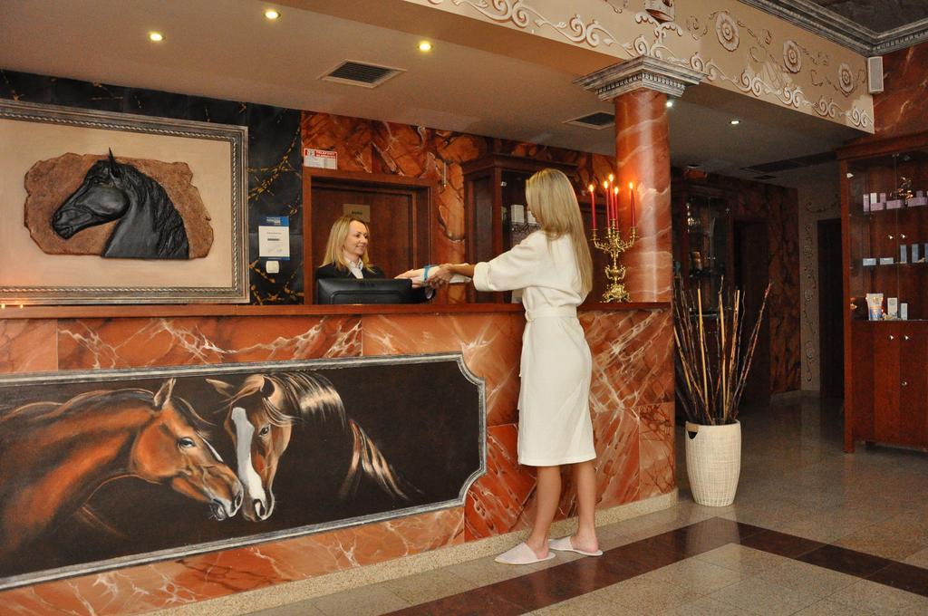 Hotel Karino Spa Polanczyk Ngoại thất bức ảnh