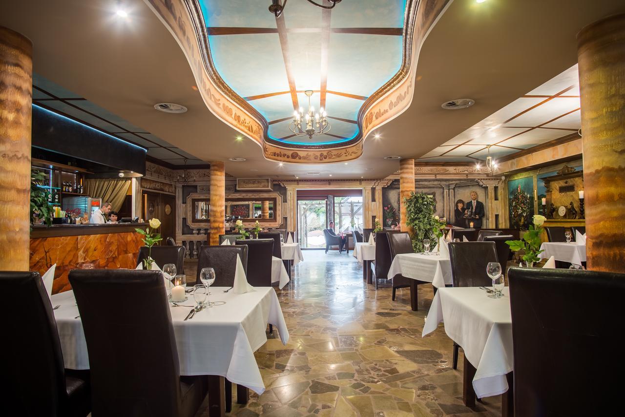 Hotel Karino Spa Polanczyk Ngoại thất bức ảnh