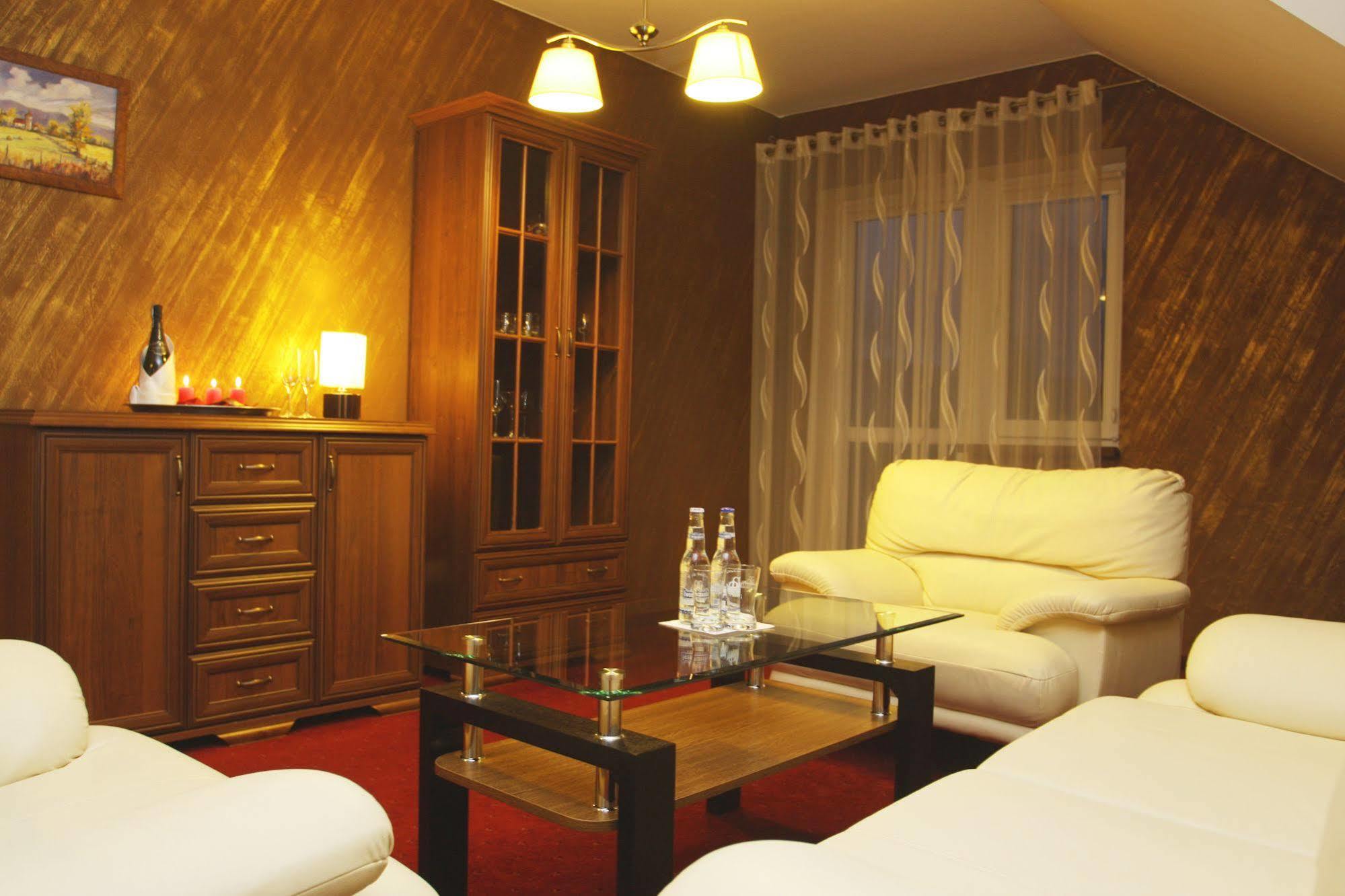 Hotel Karino Spa Polanczyk Ngoại thất bức ảnh